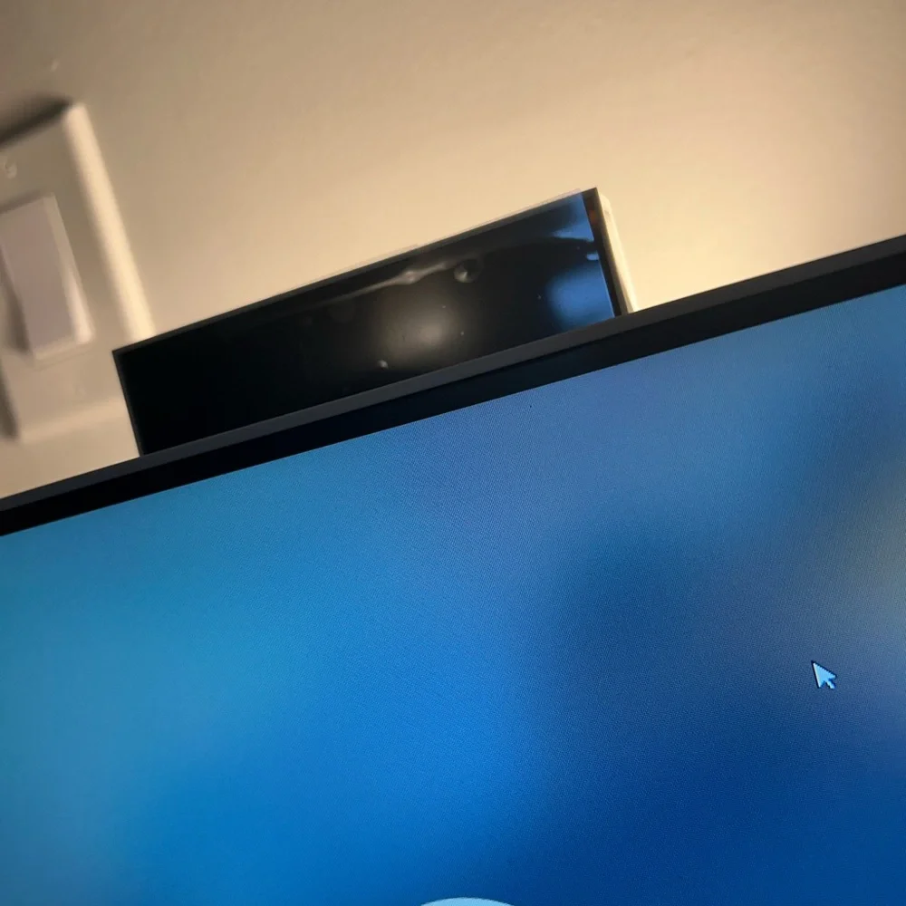 HP All-in-One 22 | 21.5” Full HD Price is Negotiable